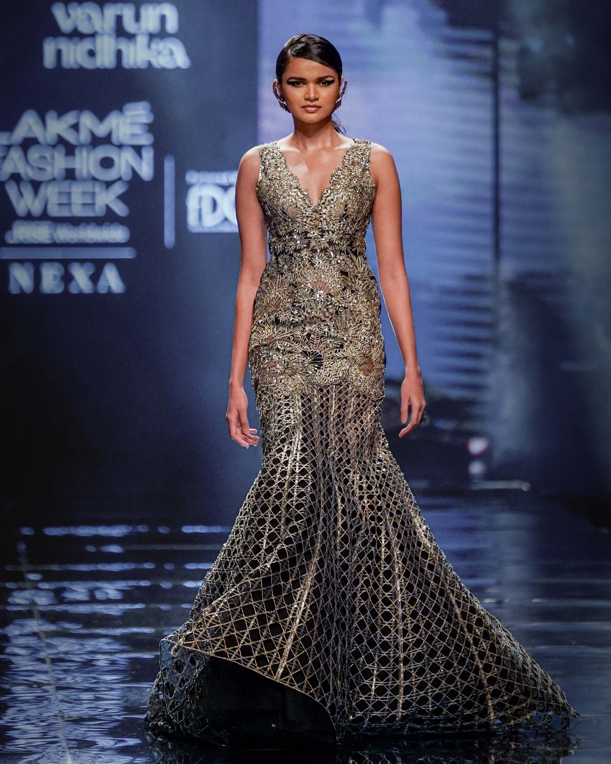 Walk The Ramp Sequins Gown at Rs 9199 | Sequin Dress | ID: 26122851112