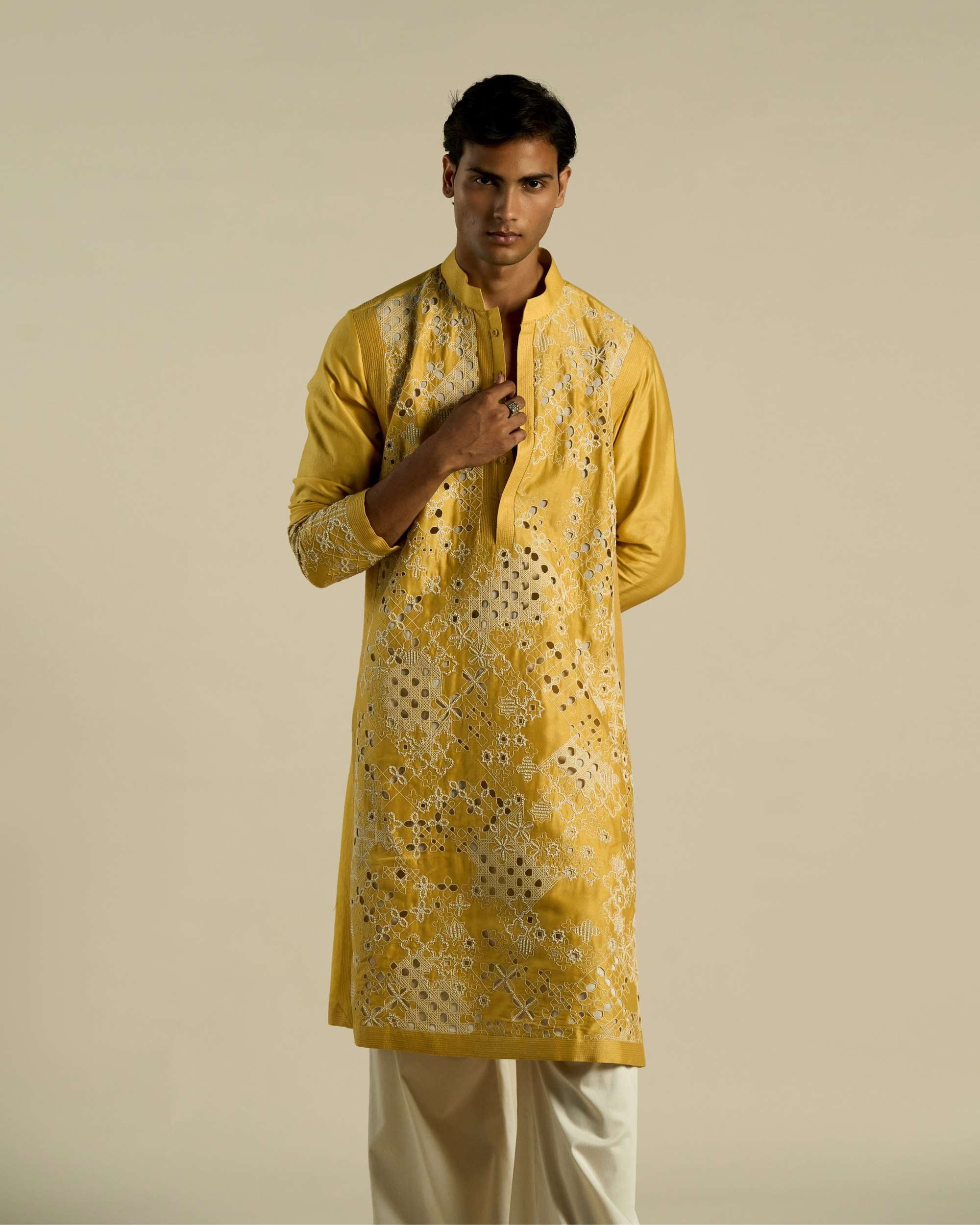 Bunai Jharokha Cutwork Kurta Set